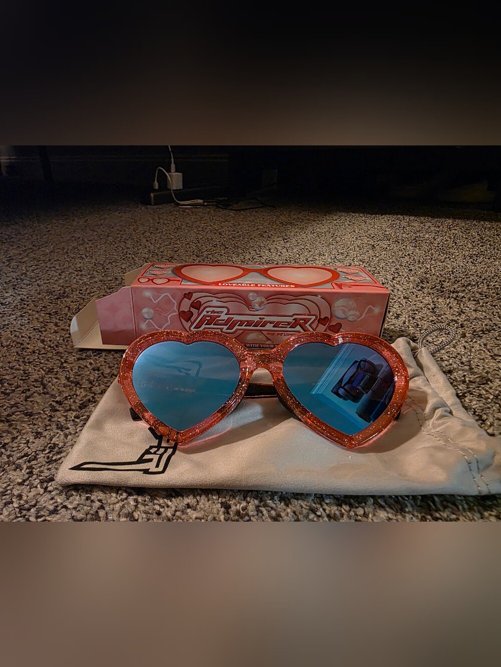 NWT Pit Viper Admirer Heart Shaped Pink Glitter Sunglasses with Blue lenses